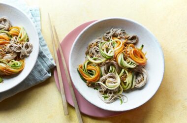 6-ingredient vegetable noodles